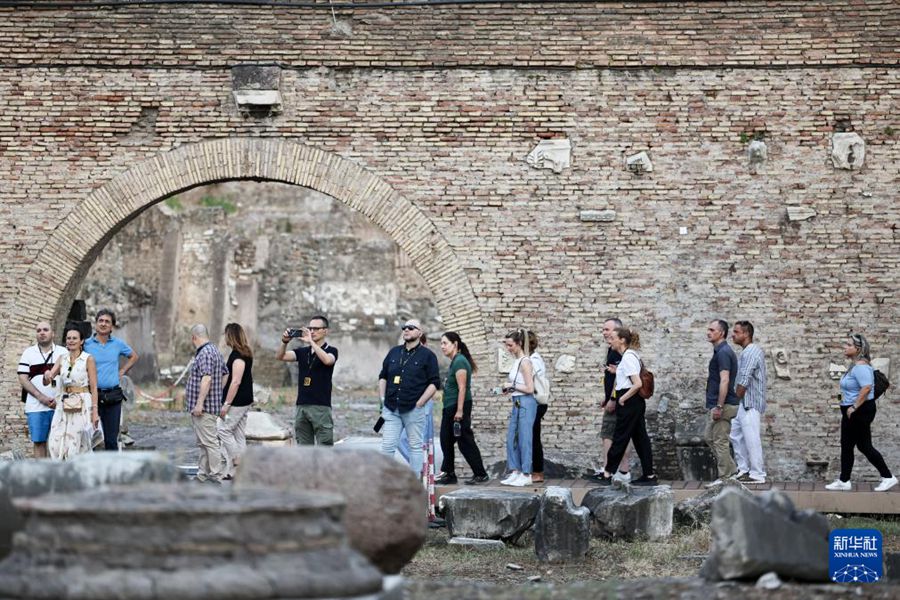 Il Foro Romano lancia tour notturni estivi