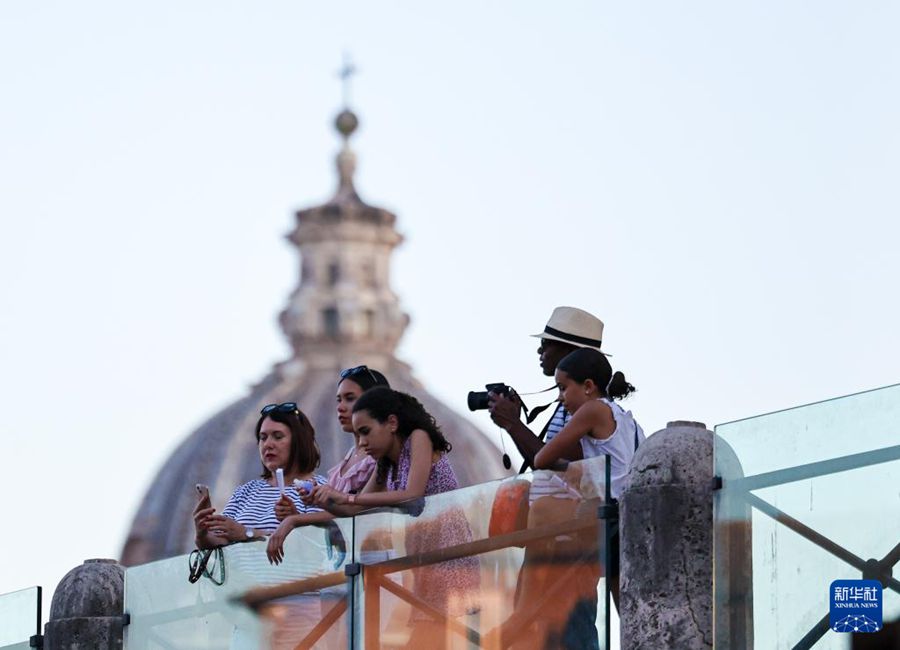 Il Foro Romano lancia tour notturni estivi