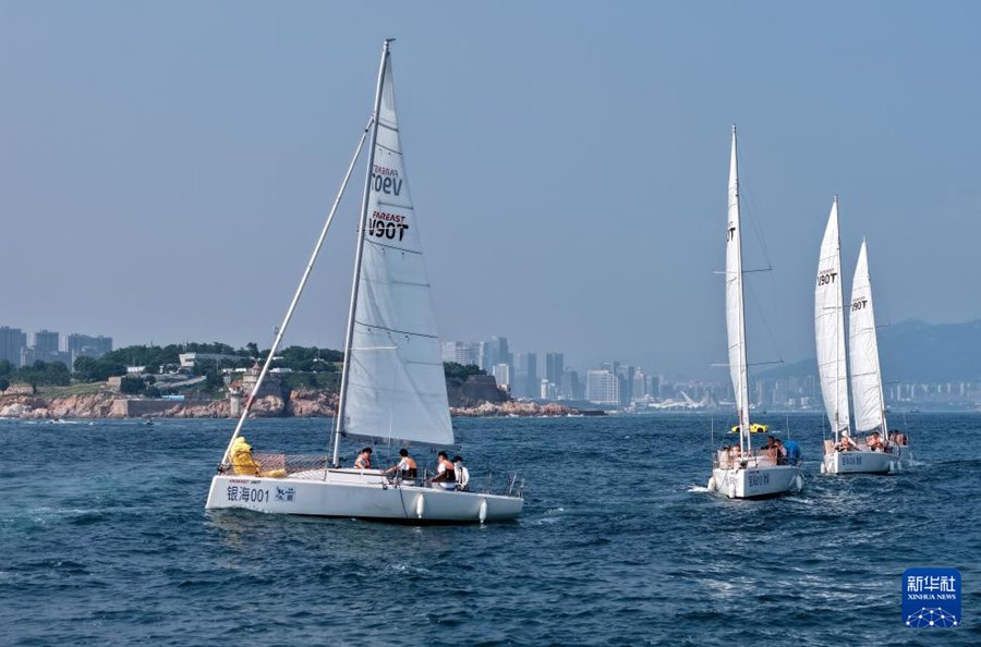 Qingdao ospita un evento di navigazione per celebrare il 20º anniversario dell'istituzione della Giornata marittima della Cina