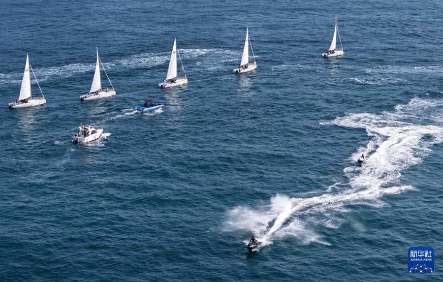 Qingdao ospita un evento di navigazione per celebrare il 20º anniversario dell'istituzione della Giornata marittima della Cina