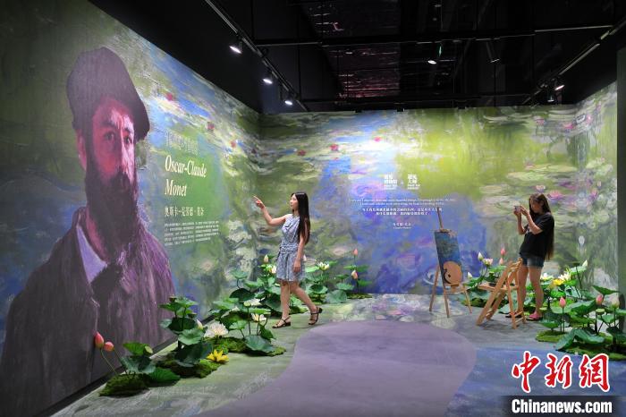 Tianjin: Un edificio di parcheggio trasformato in museo d'arte