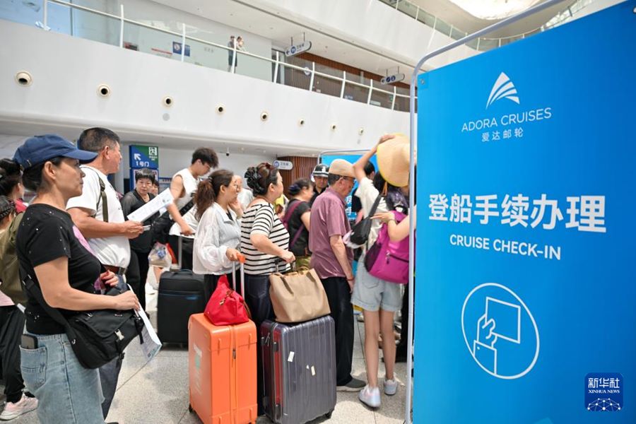 Crociere estive a Tianjin registrano un boom di passeggeri