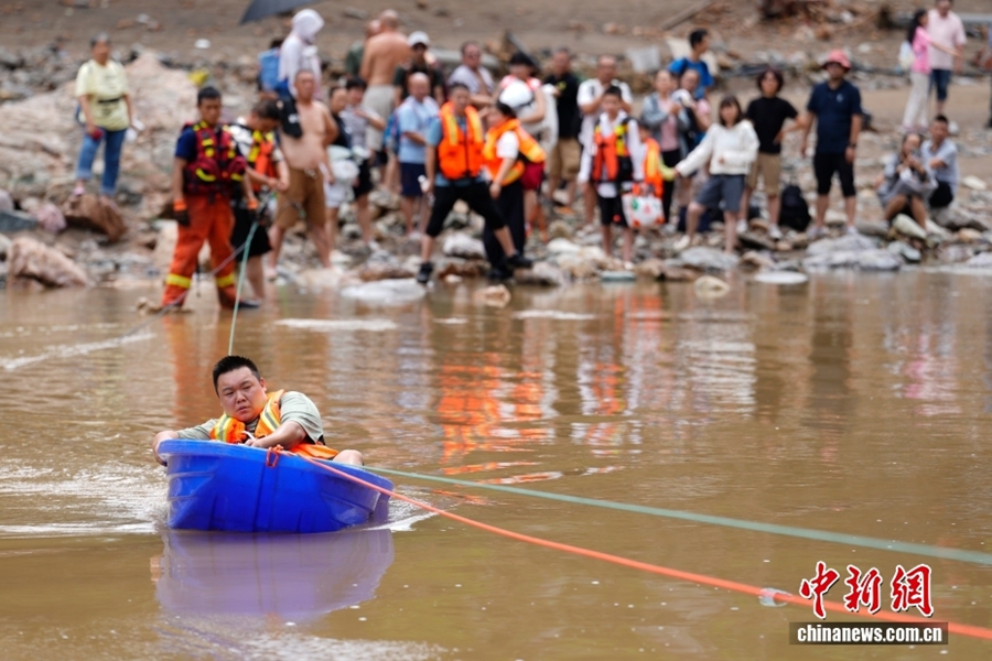 Emergenza e soccorsi a Huairou, Beijing
