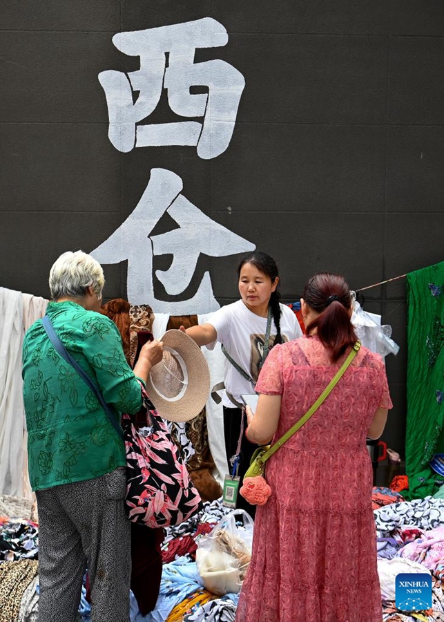 Mercato centenario di Xicang a Xi'an pieno di vitalità