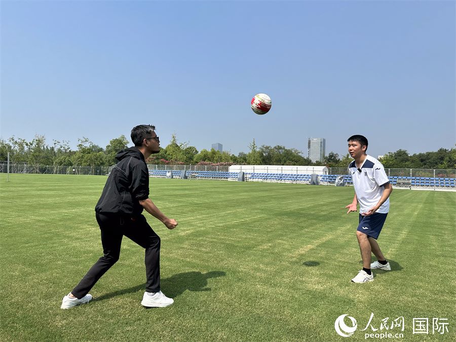 Chengdu, primo campo professionale da fistball in Cina