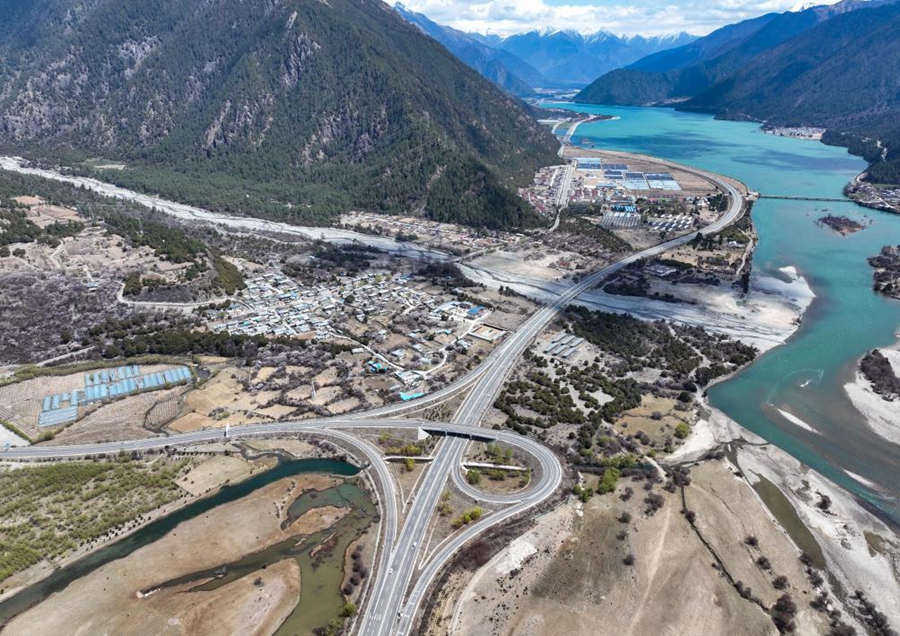 Rete di trasporto integrata favorisce lo sviluppo nello Xizang