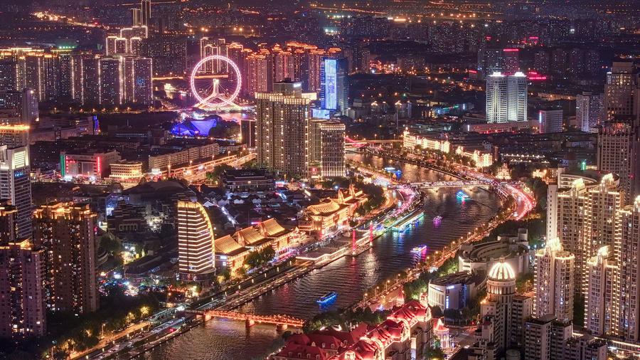 Tianjin potenzia gli impianti di illuminazione lungo il fiume Haihe