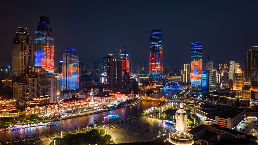 Tianjin potenzia gli impianti di illuminazione lungo il fiume Haihe