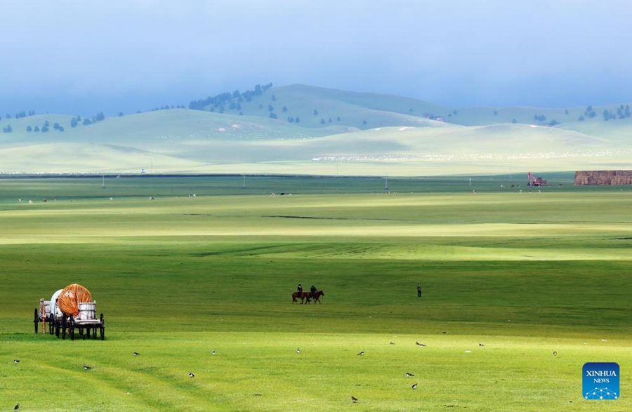 Paesaggio della prateria di Hulun Buir, nella Mongolia Interna