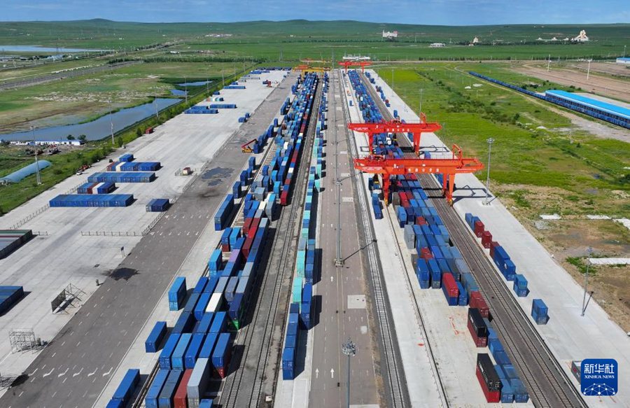 China-Europe Railway Express: oltre 3000 convogli attraversano il 