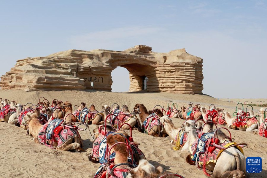 Xinjiang, "porta del deserto" diventa una nuova attrazione turistica