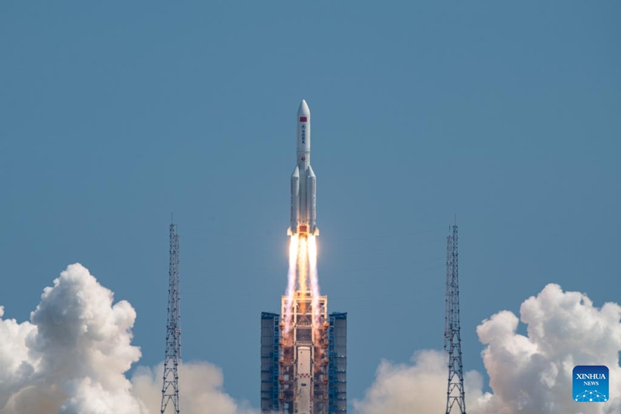 La Cina lancia un nuovo gruppo di satelliti Internet
