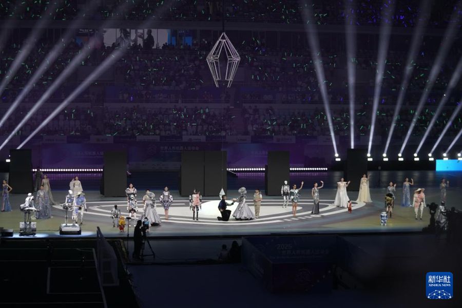 Prendono il via a Beijing i World Humanoid Robot Games del 2025