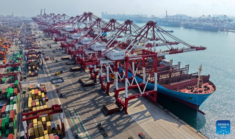 Il porto di Qingdao aggiunge 22 nuove rotte commerciali estere quest'anno