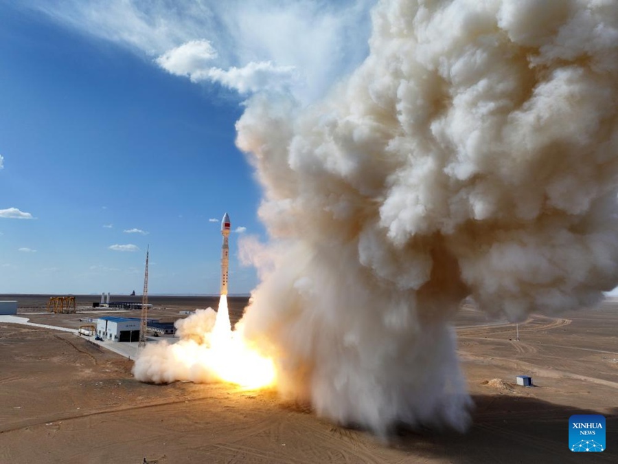 Il razzo cinese Lijian-1 lancia sette satelliti