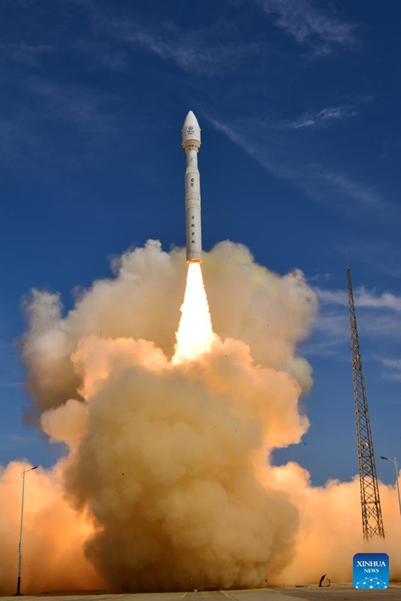 Il razzo cinese Lijian-1 lancia sette satelliti
