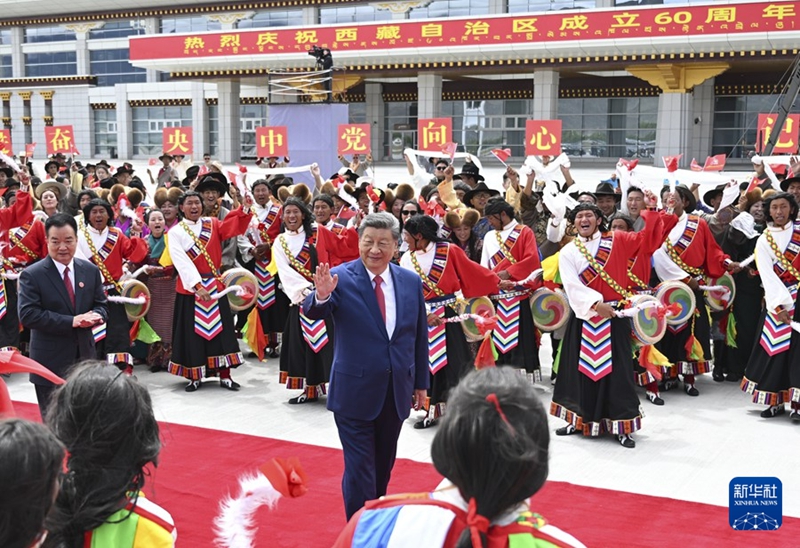 Xi Jinping lascia lo Xizang e rientra a Beijing