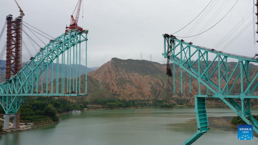 Il sito dell'incidente avvenuto durante la costruzione di un ponte della ferrovia Sichuan-Qinghai nella provincia del Qinghai, Cina nordoccidentale. (22 agosto 2025 -Xinhua/Wang Yan)