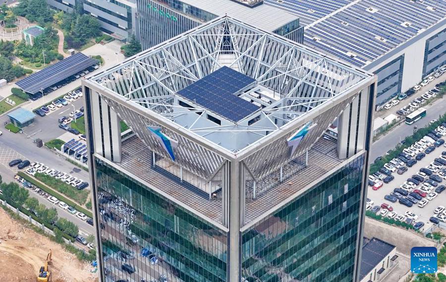 Entra in funzione il primo edificio ultra a zero emissioni di carbonio al mondo
