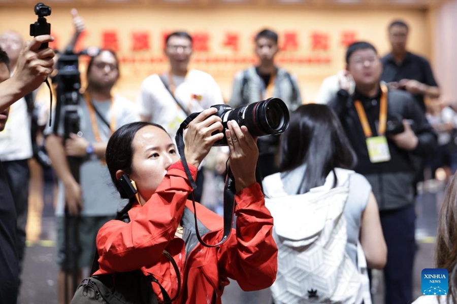 Giornalisti cinesi e stranieri visitano il Museo della Guerra di Resistenza del Popolo Cinese contro l'Aggressione Giapponese a Beijing