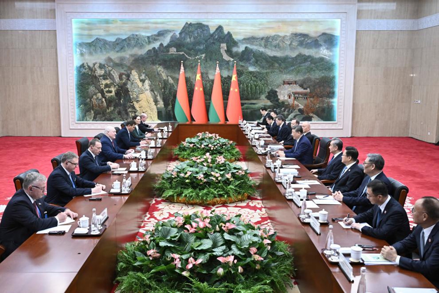 Xi Jinping incontra il Presidente bielorusso Aleksandr Lukashenko