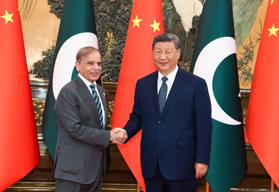 Xi Jinping incontra il Primo Ministro pachistano, Shahbaz Sharif