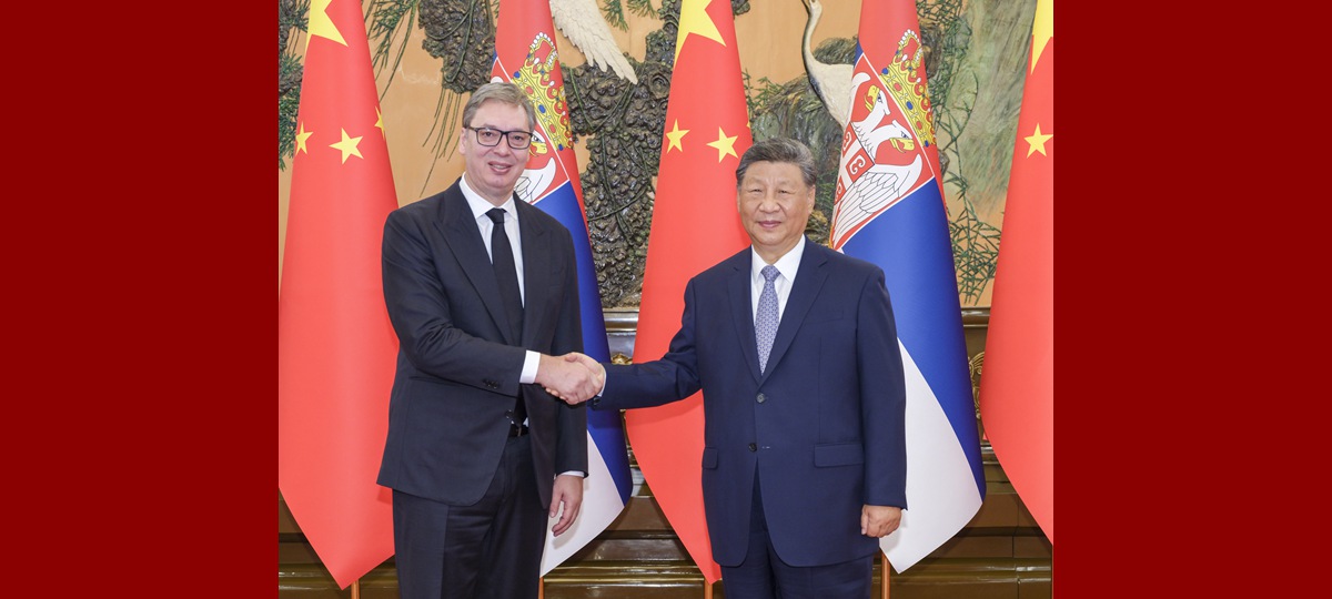 Xi Jinping incontra il Presidente serbo Aleksandar Vučić