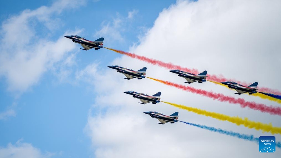 Anteprima delle attività open-day dell'Aeronautica dell'Esercito Popolare di Liberazione cinese e di Changchun Air Show 2025
