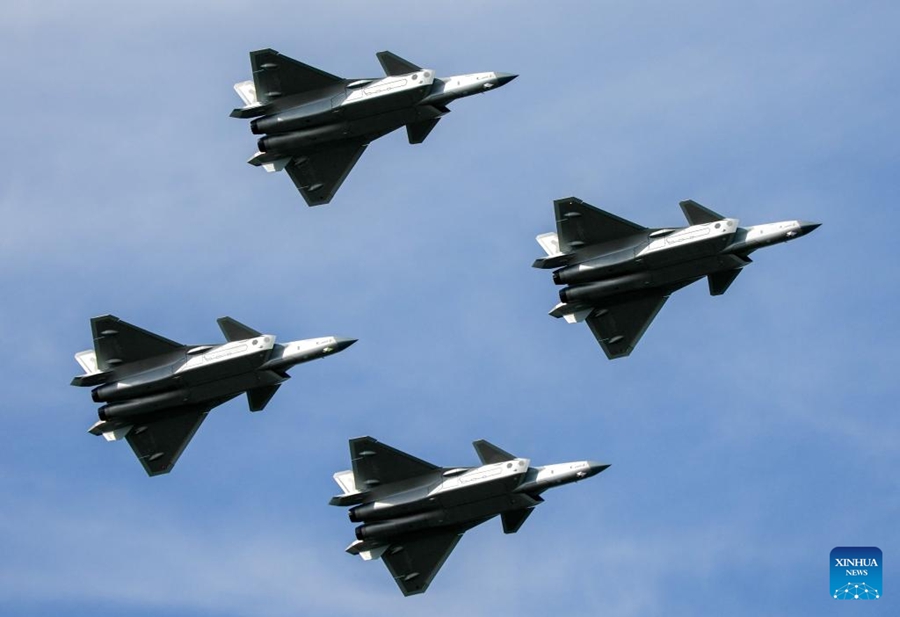 Open day dell'Aeronautica Militare dell'EPL e lo spettacolo aereo di Changchun iniziano in Cina