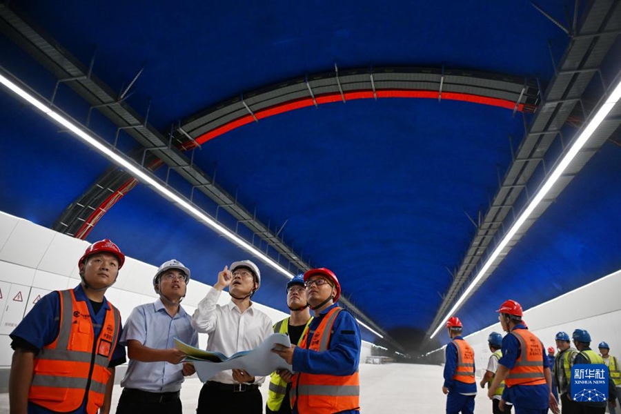 Completata la struttura principale del tunnel per trasporto municipale con la sezione più grande della Cina
