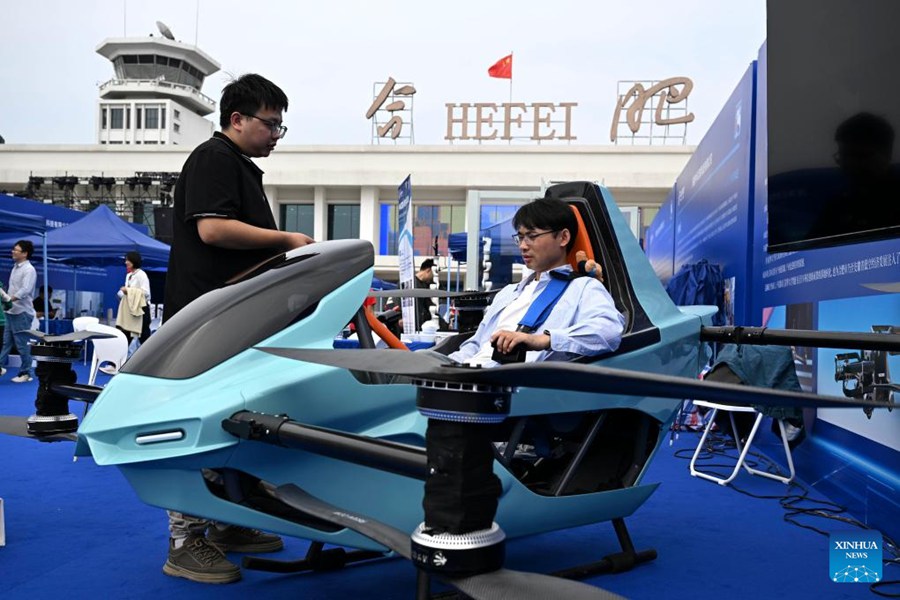 Tecnologie senza pilota brillano alla World Manufacturing Convention 2025 di Hefei