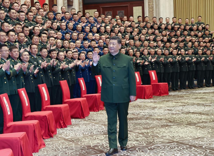 Urumqi, Xi Jinping incontra i rappresentanti di vari gruppi etnici e ambienti sociali della Regione Autonoma Uigura dello Xinjiang