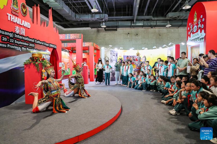 Uno sguardo all'8a Silk Road (Dunhuang) International Cultural Expo nel Gansu