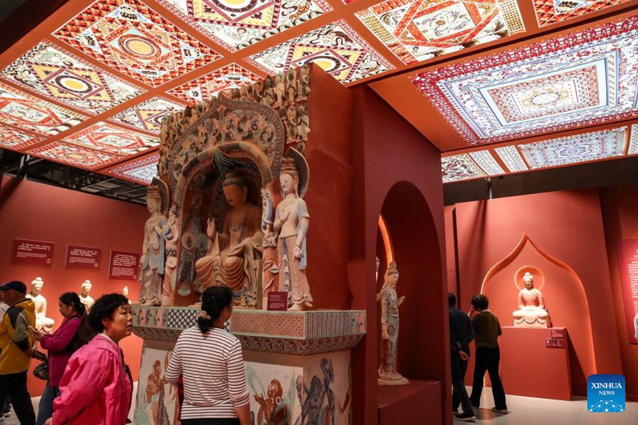 Uno sguardo all'8a Silk Road (Dunhuang) International Cultural Expo nel Gansu