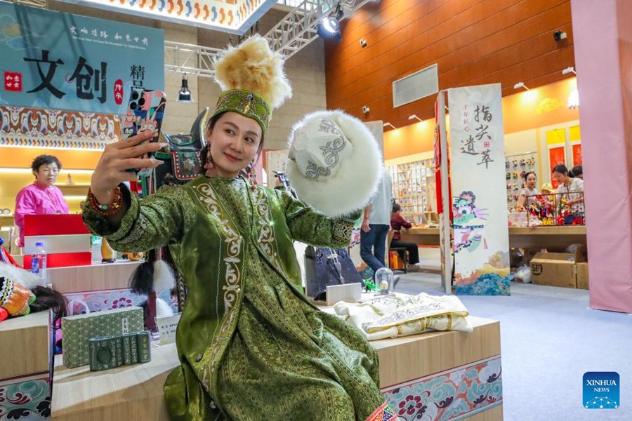 Uno sguardo all'8a Silk Road (Dunhuang) International Cultural Expo nel Gansu