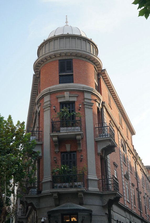 Un edificio storico in Lihuangpi Road a Wuhan, provincia dello Hubei. (China Daily/Xu Lin)
