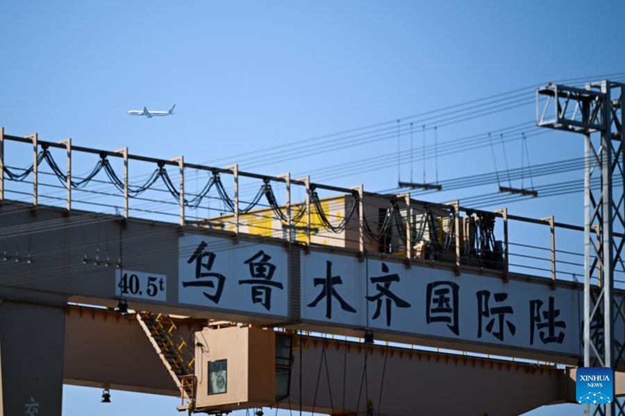 Lo Xinjiang avanza come porta d'accesso all'apertura