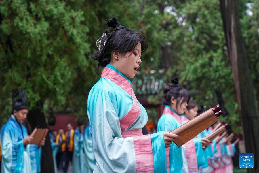 La Cina commemora il 2576º anniversario della nascita di Confucio
