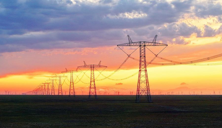 Lo Xinjiang trasforma i deserti in una miniera d'oro di energia rinnovabile