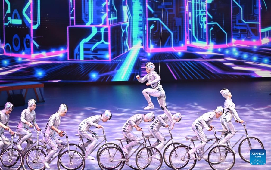 Festival internazionale del circo apre nella 
