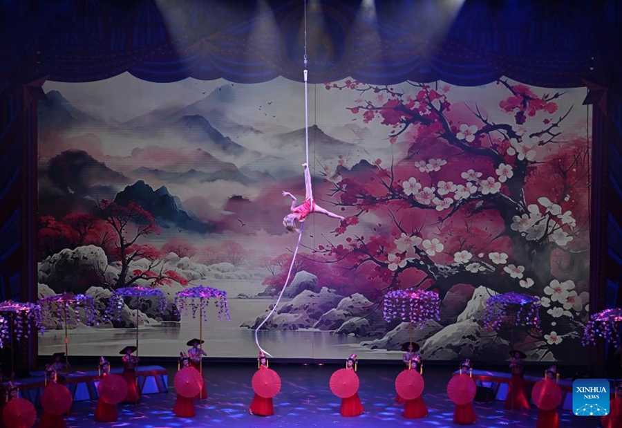 Festival internazionale del circo apre nella 