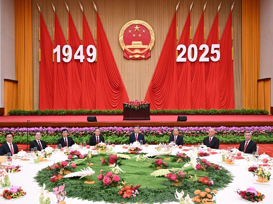 Importante discorso di Xi Jinping alla cerimonia del 76° anniversario della fondazione della Repubblica Popolare Cinese