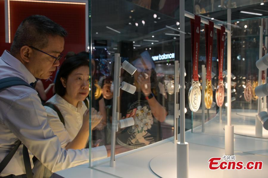 Presentate le medaglie per i 15° Giochi Nazionali della Cina a Hong Kong