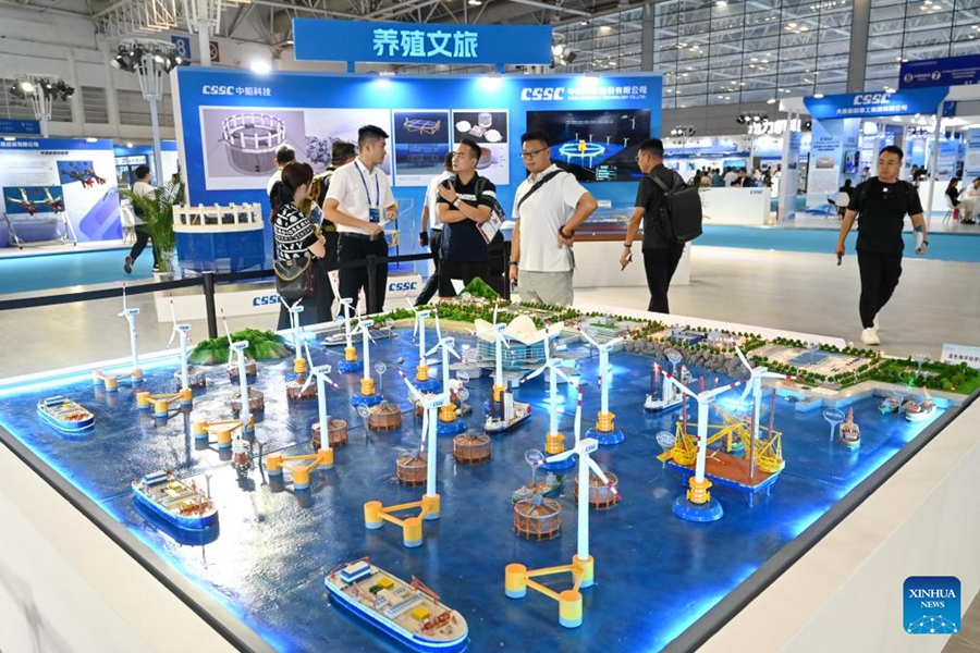 Conferenza mondiale sull'attrezzatura marittima 2025 si apre nel Fujian, Cina
