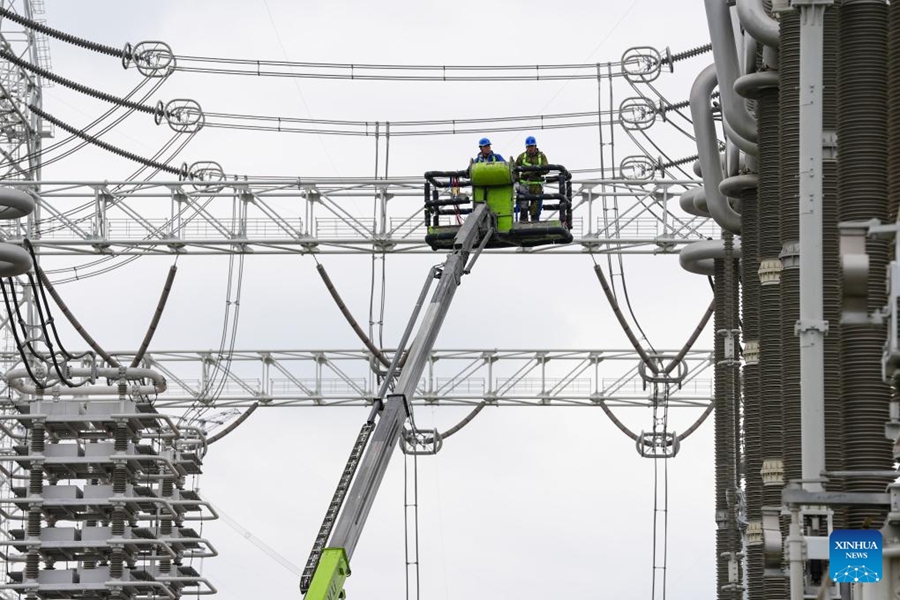 Stazione di conversione Guquan sottoposta a revisione annuale di 7 giorni a Xuancheng, Anhui