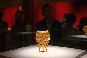 Mostra per il 100º anniversario della fondazione del Museo del Palazzo di Beijing