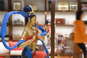 Dunhuang trasforma edifici dismessi in nuovi punti di riferimento culturali