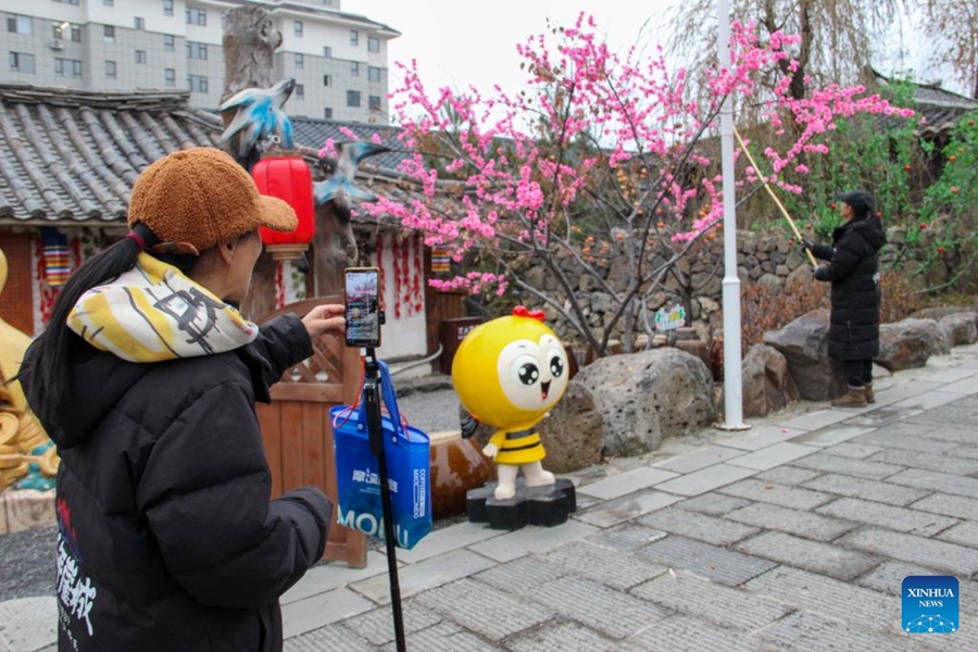 L'autostrada nazionale G331 della Cina porta vitalità all'area locale