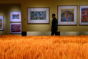 "Pennellate colorate sulla terra: mostra di dipinti dei contadini cinesi 2025" si apre a Beijing