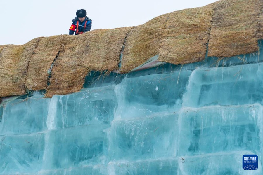 La costruzione del 27° Harbin Ice and Snow World sta per iniziare nella Cina nordorientale